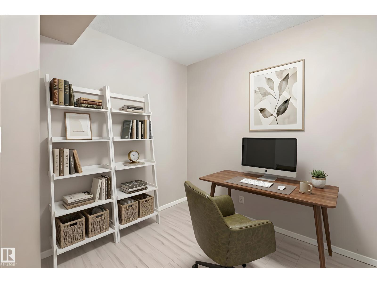 #136 3315 James Mowatt Trail SW