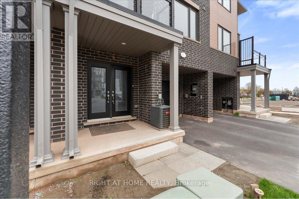 52 DRYDEN LANE