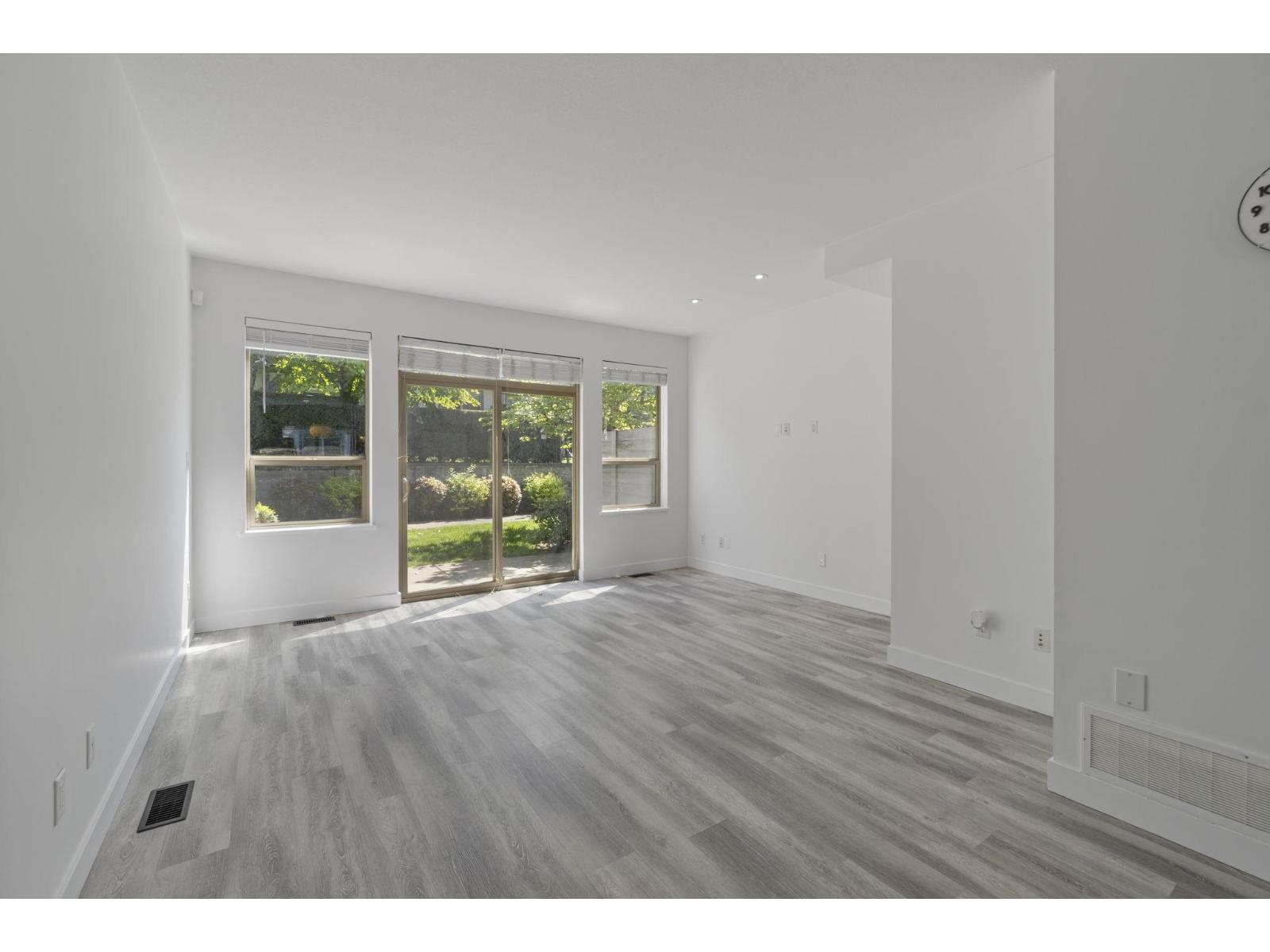 59 34248 KING ROAD