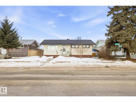 10518 163 ST NW Edmonton AB T5P3P1