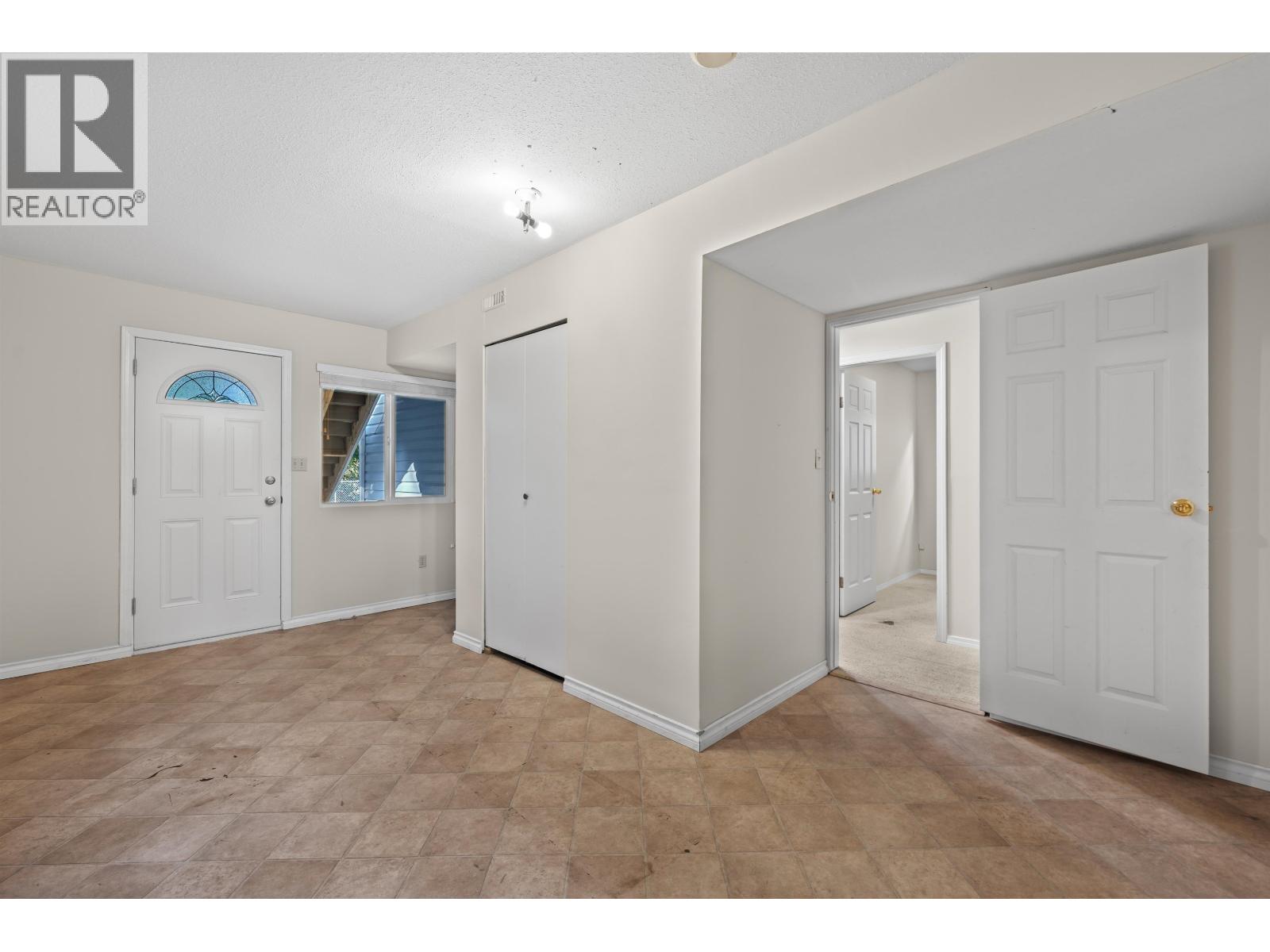 4125 LYNN VALLEY ROAD