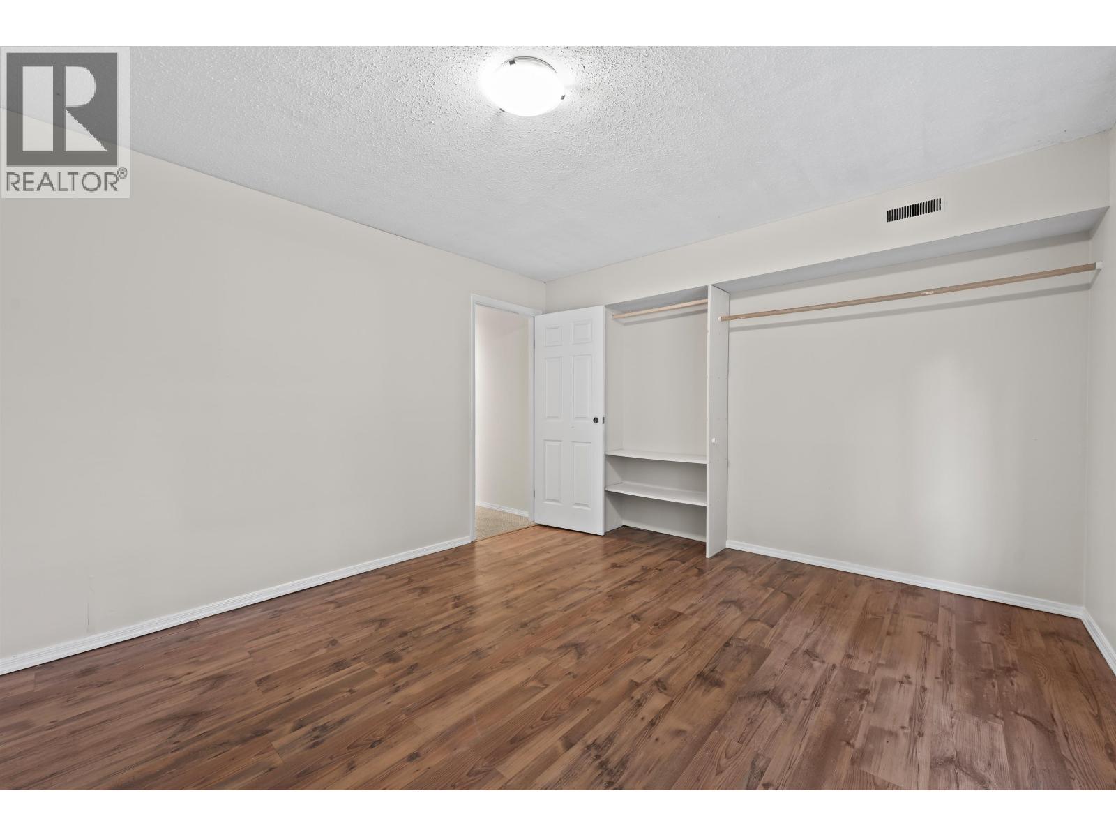 4125 LYNN VALLEY ROAD