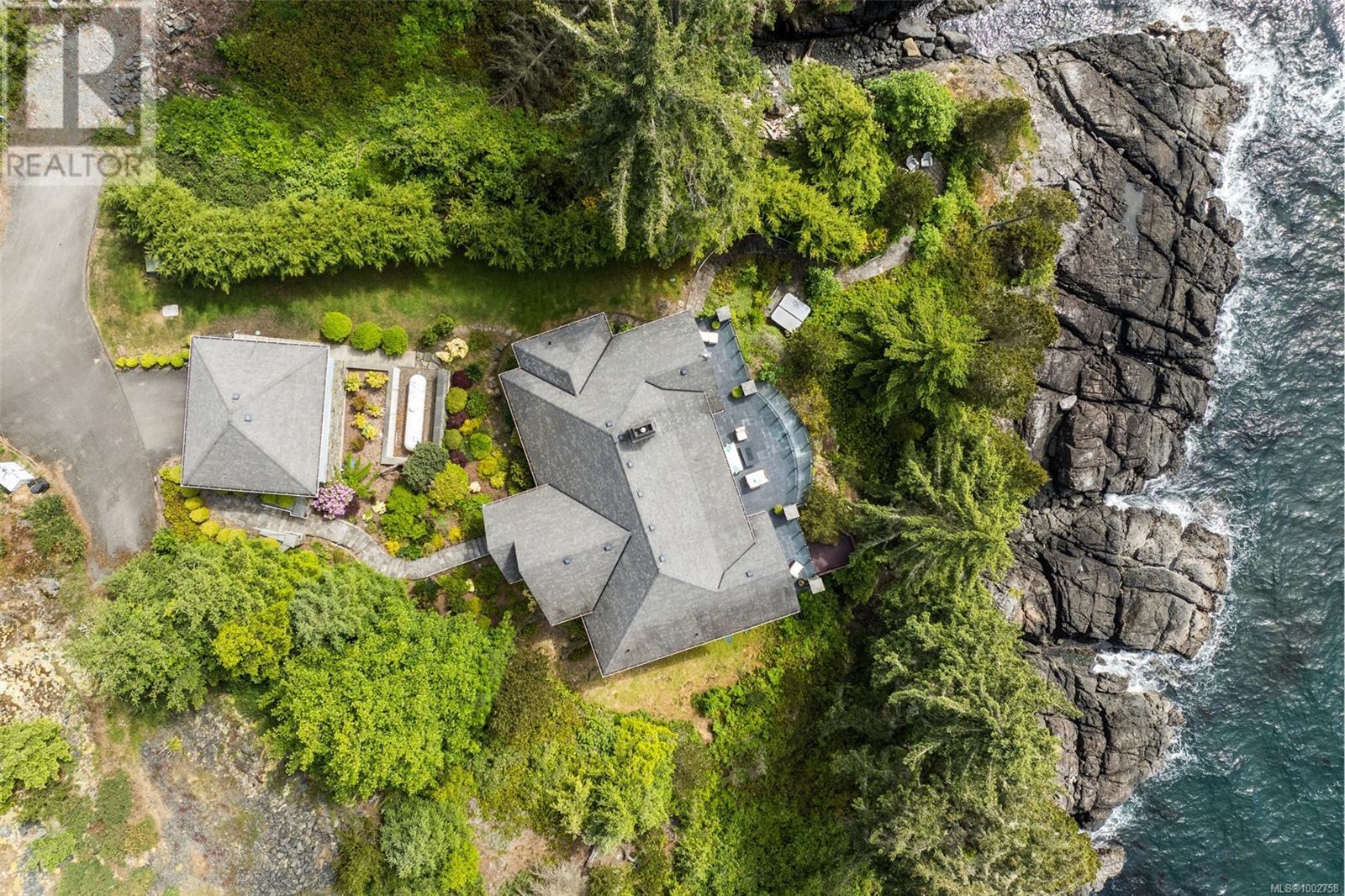 1050 Roxview Crt
