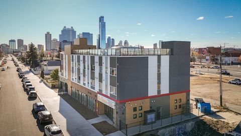 10882 98 Street Edmonton AB T5H2P5