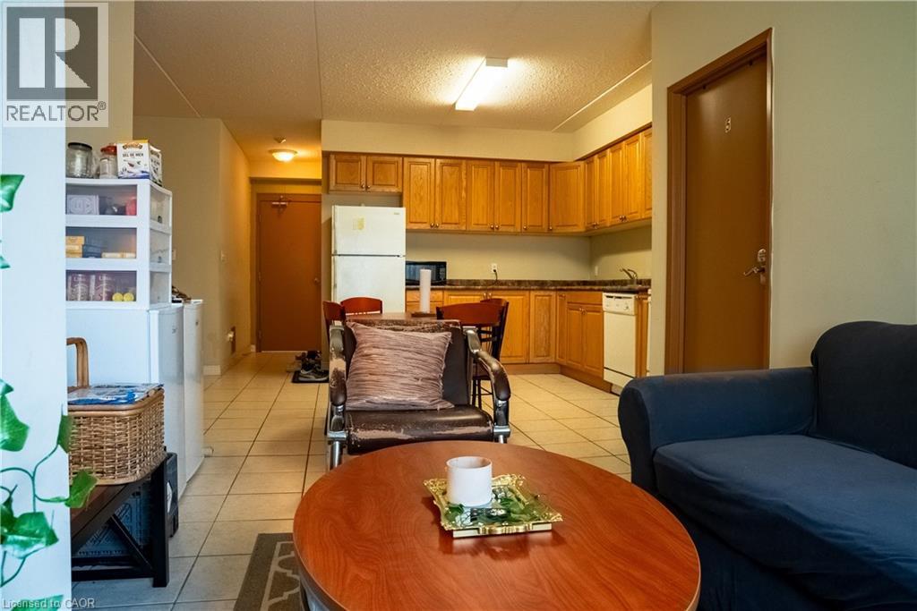 253 LESTER Street Unit# 402