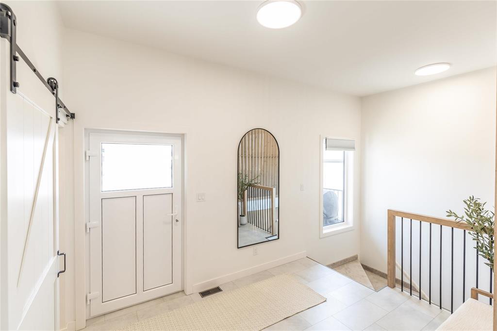 21 Parkside Crescent