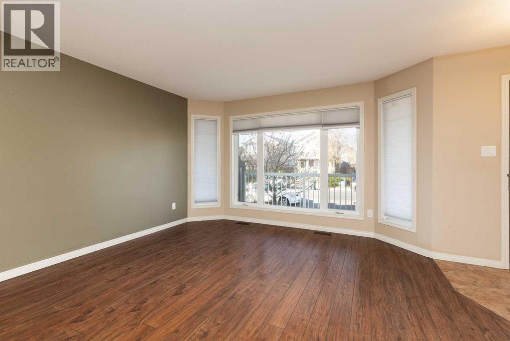 94 Keystone Terrace W