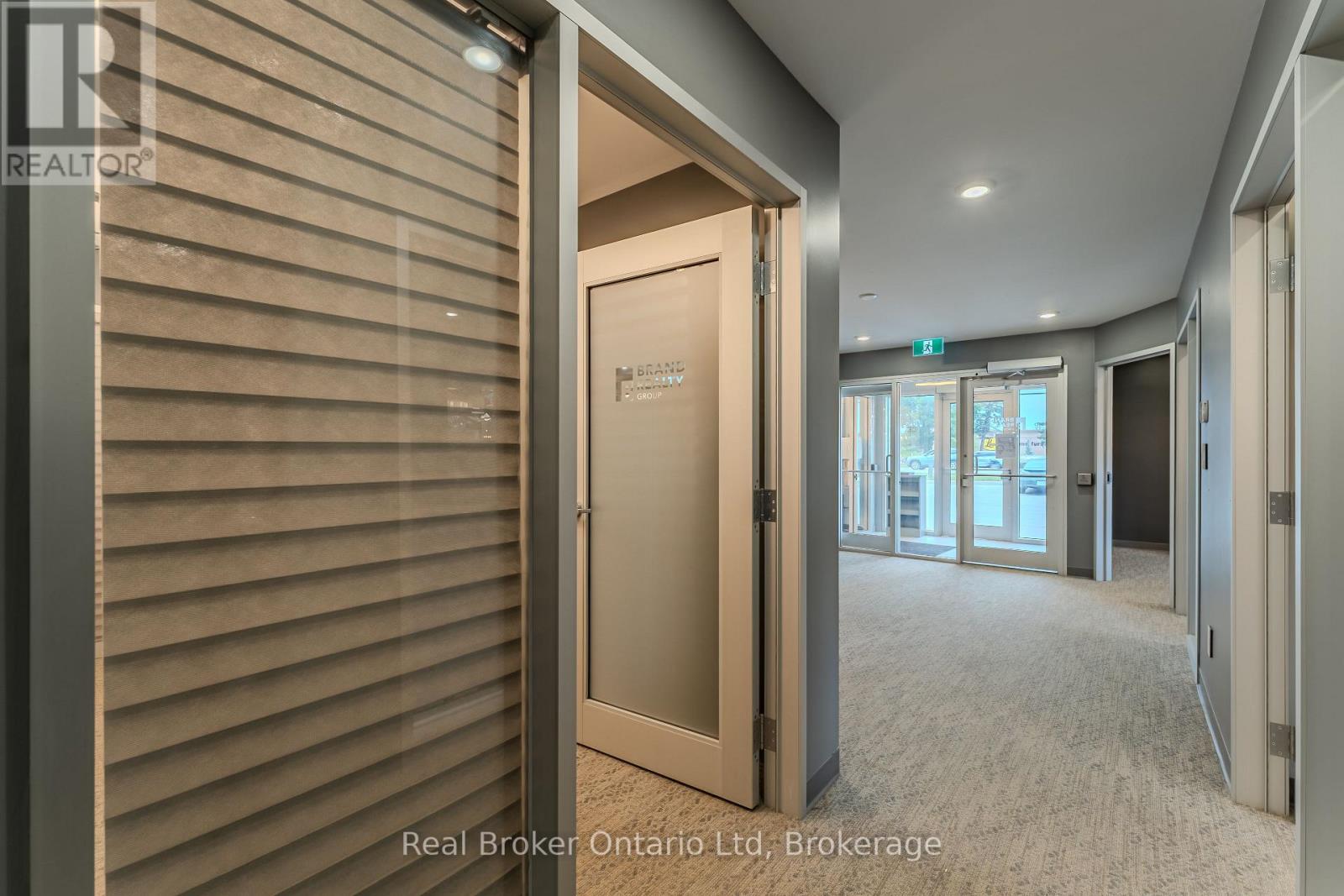 1 - 1525 16TH STREET E