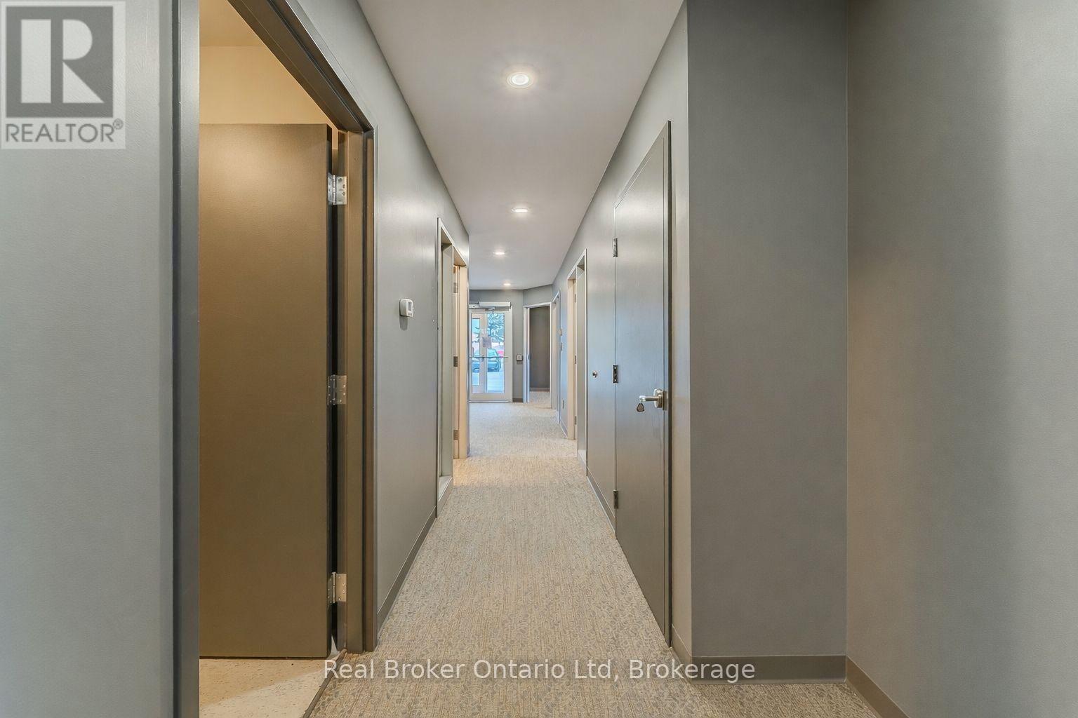 1 - 1525 16TH STREET E