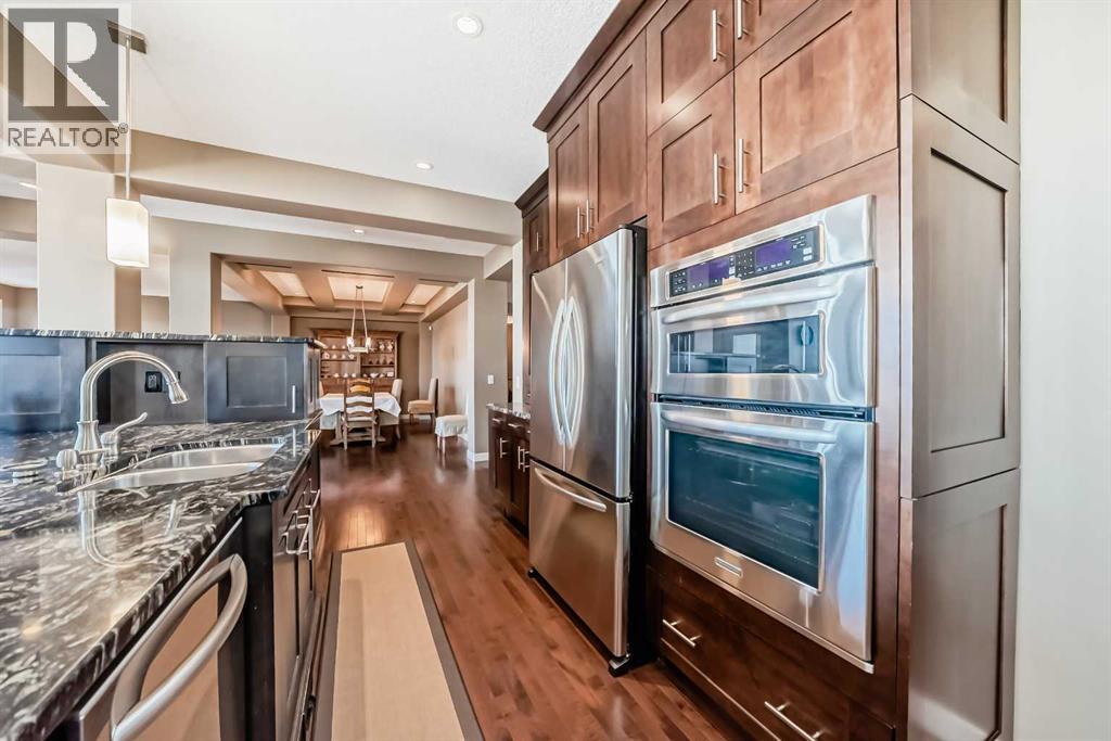 49 Crestridge View SW