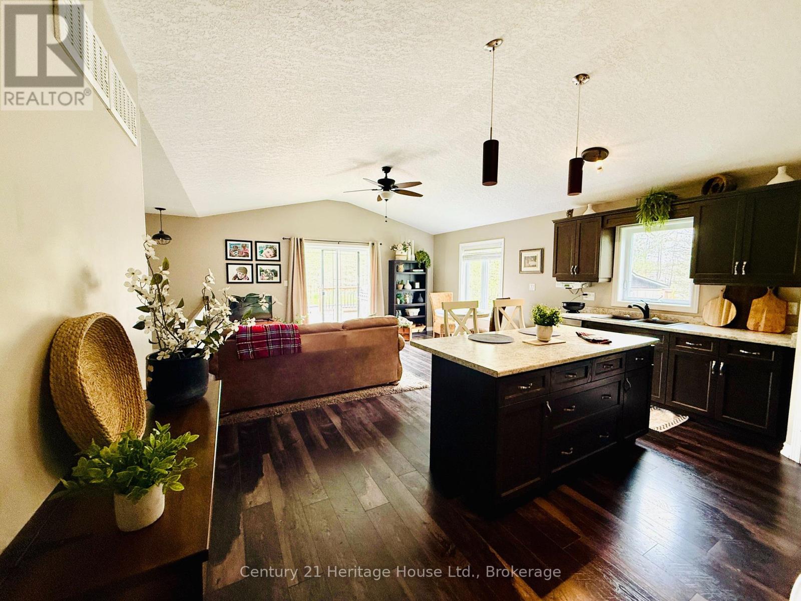 201 HUTTON HILL ROAD