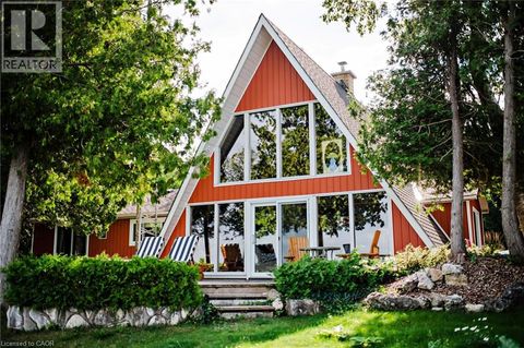 68 PARKER ISLAND Road Lions Head ON N0H1W0