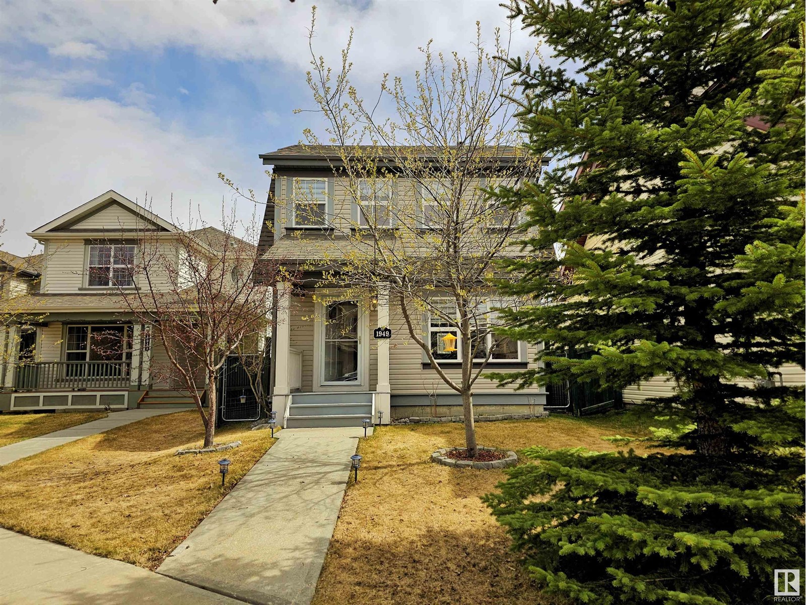 1949 119A ST SW