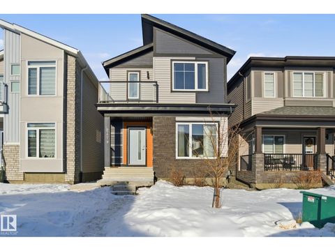 2479 KELLY CI SW Edmonton AB T6W4G2
