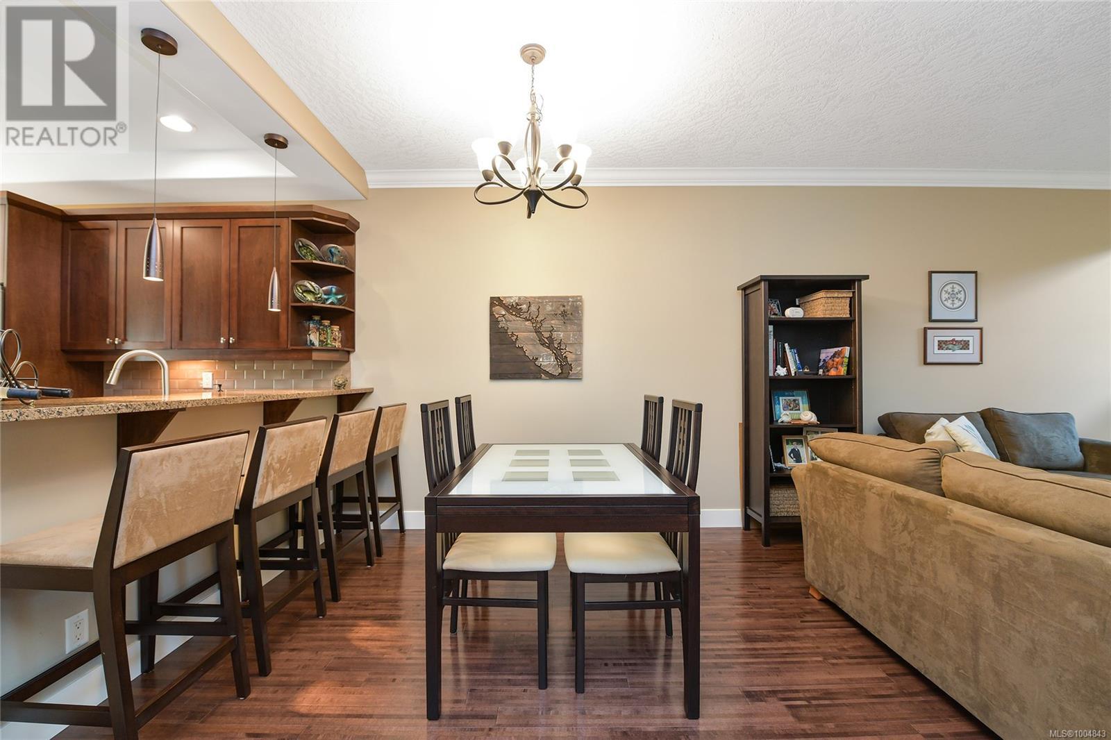 5B 7250 West Saanich Rd