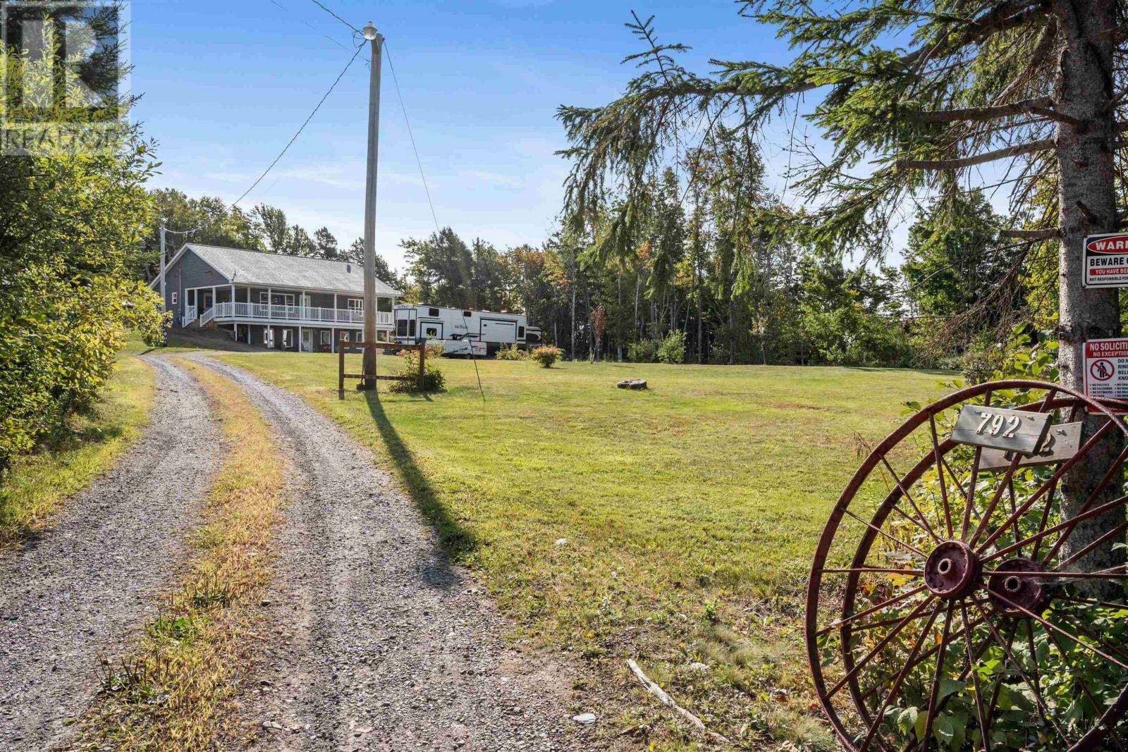 792 Lovat Road