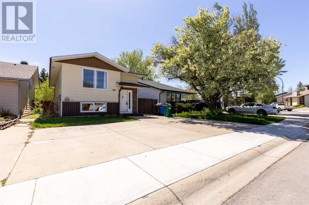 109 Cayuga Crescent W
