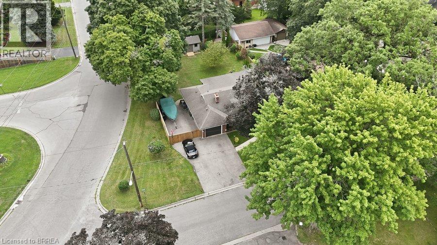37 BURKE Avenue