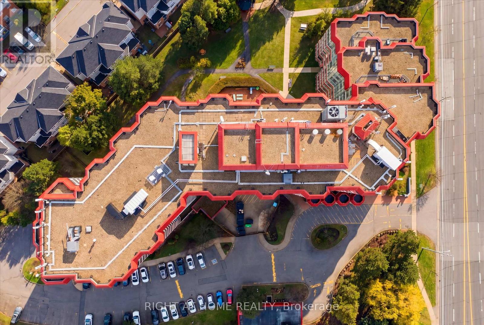 824 - 11753 SHEPPARD AVENUE E