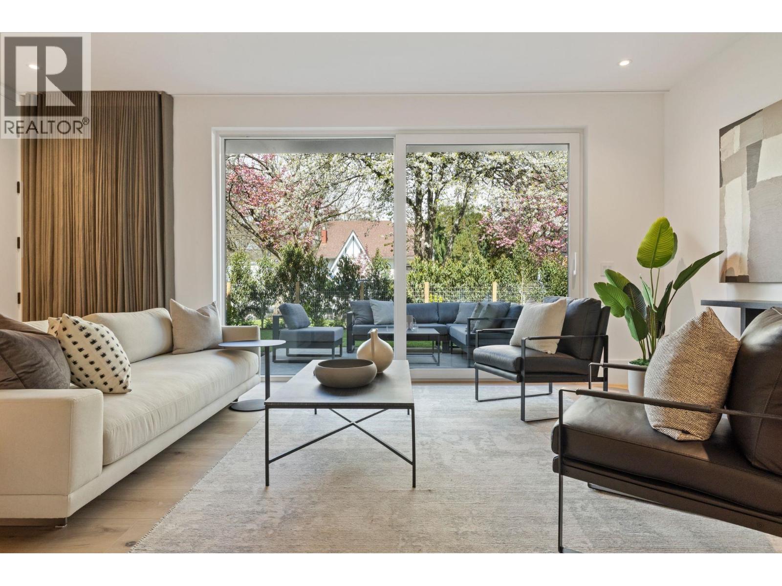 1 2830 MUSQUEAMVIEW STREET