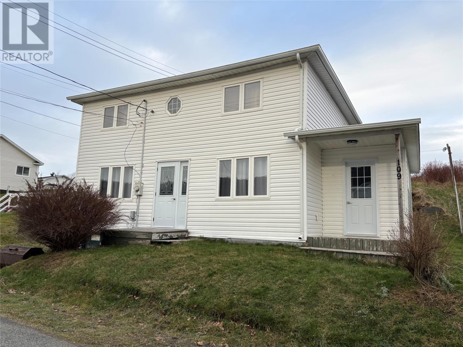 109 Beach Avenue