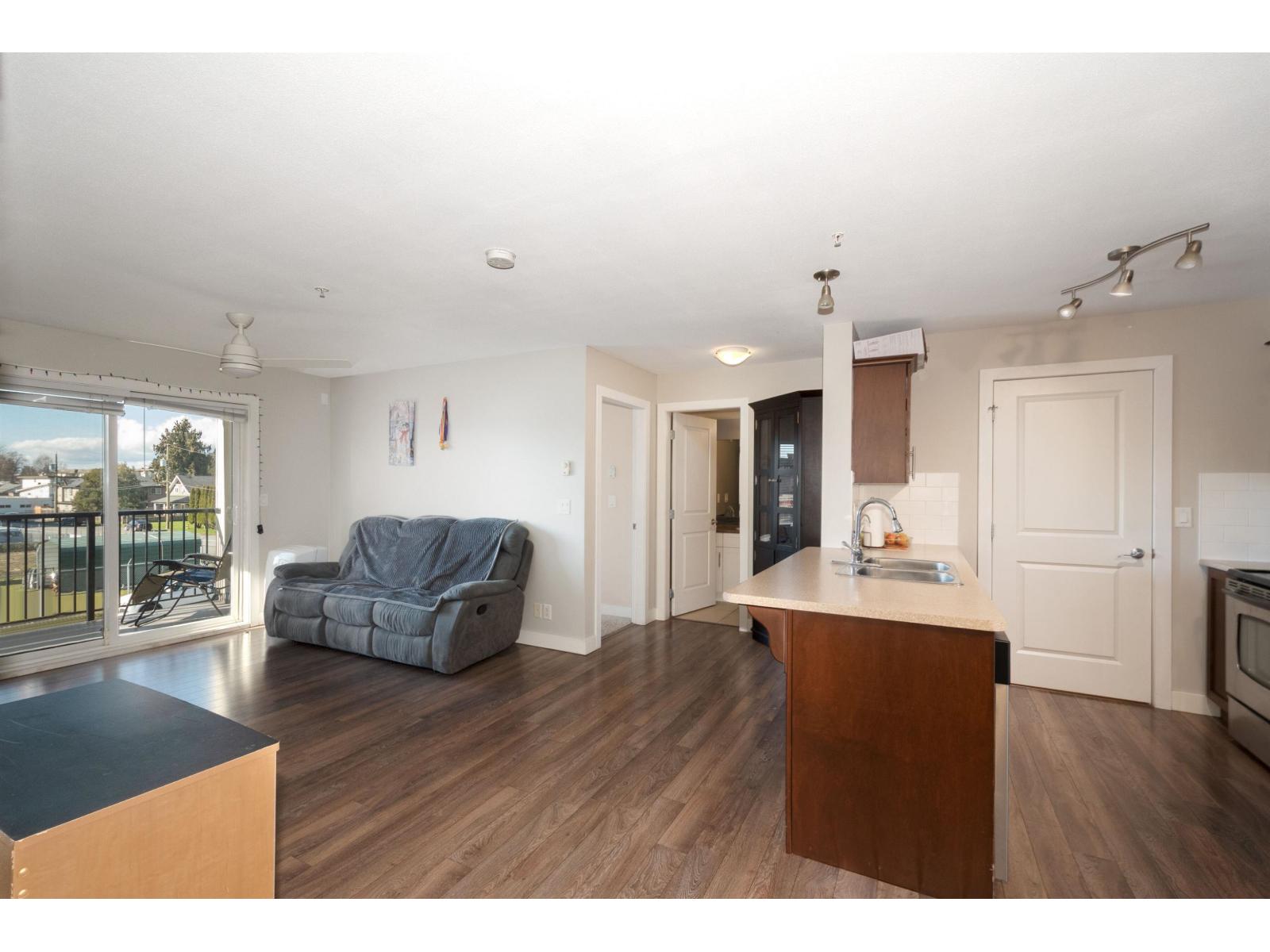 207 9422 VICTOR STREET|Chilliwack Proper East