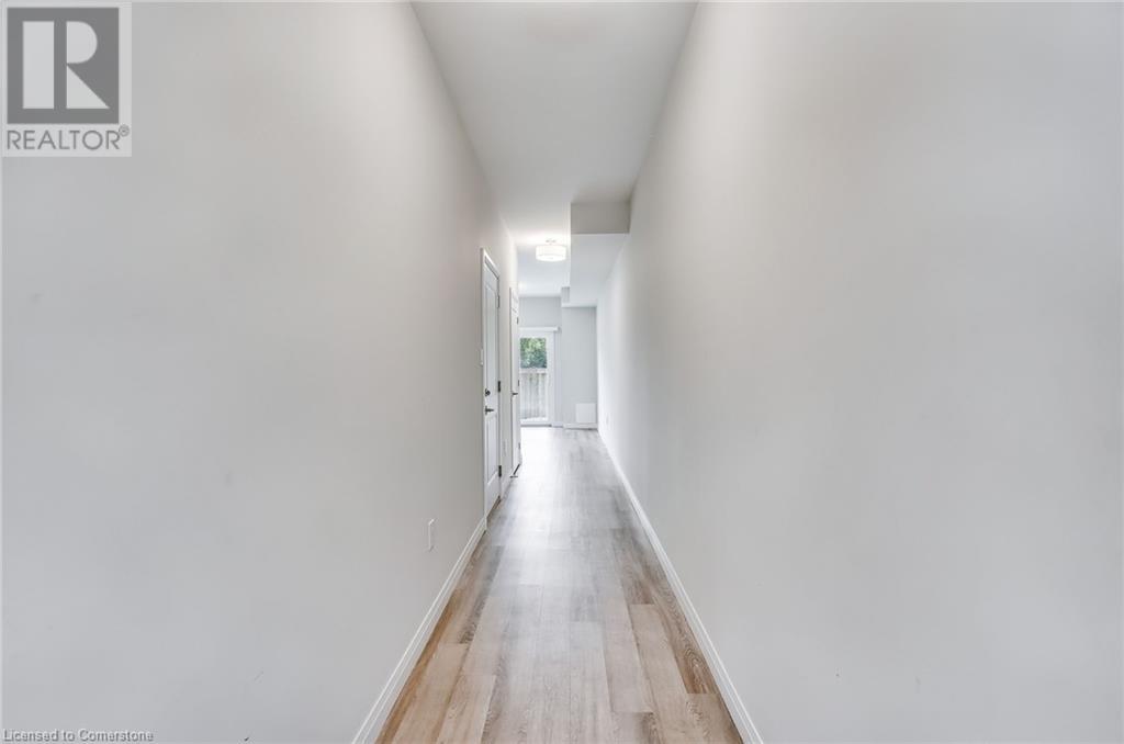 270 MELVIN Avenue Unit# 15