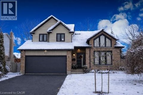 391 STRAWBERRY Crescent Waterloo ON N2K3J4