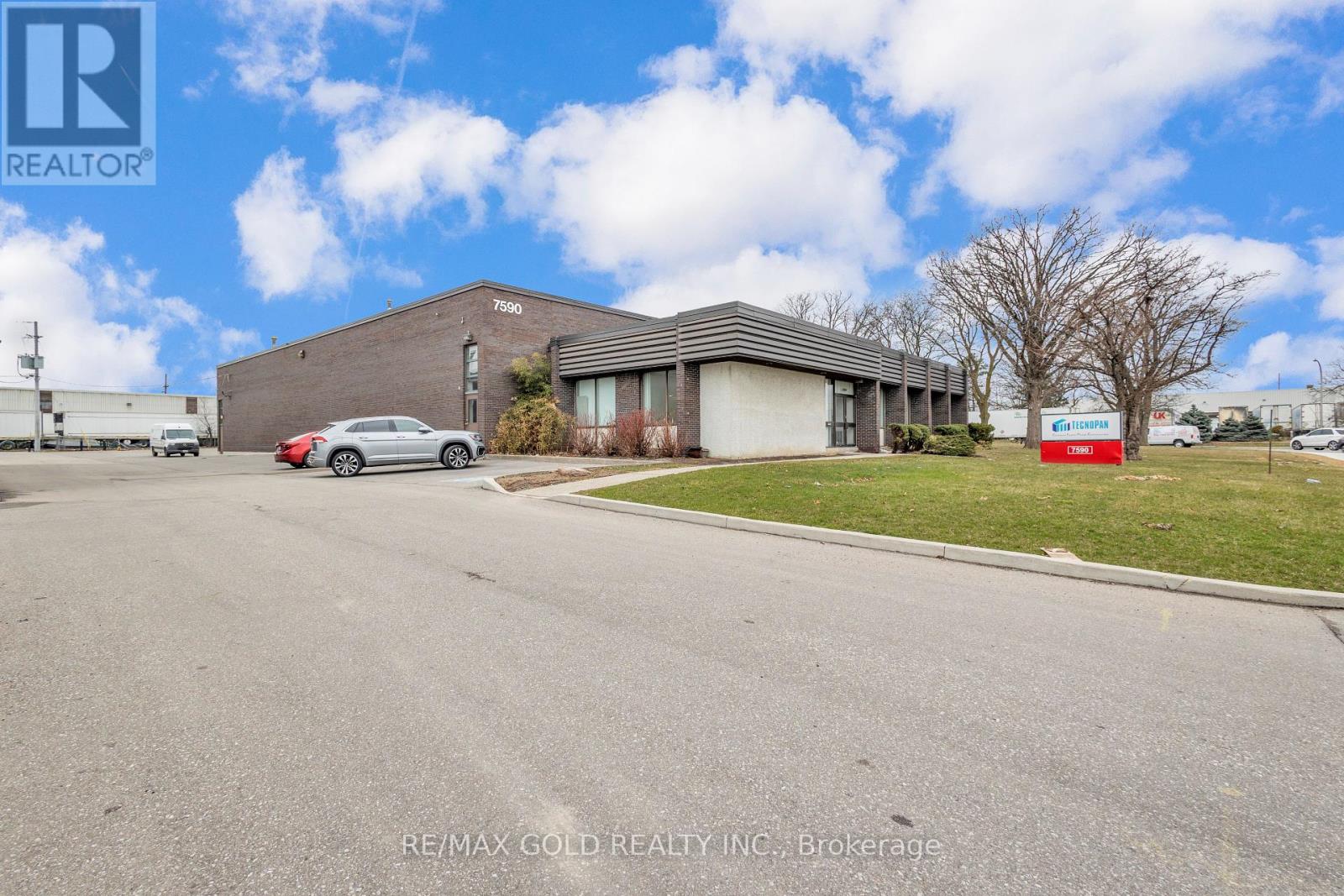 7590 BATH ROAD