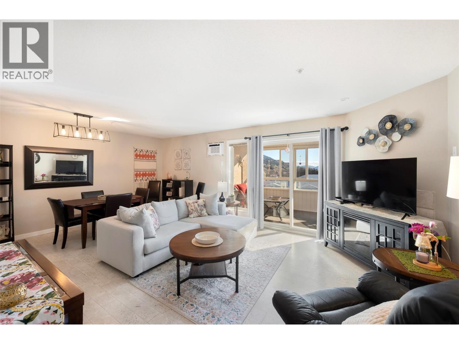 2401 South Main Street Unit# 405