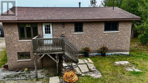 26 LITTLE COVE ROAD Northern Bruce Peninsula ON N0H2R0