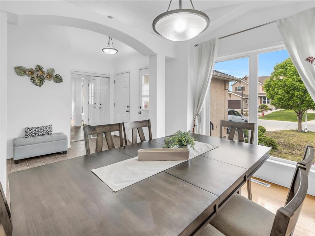 127 Caribou Crescent