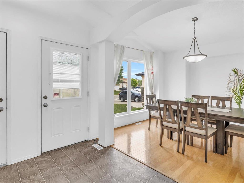 127 Caribou Crescent
