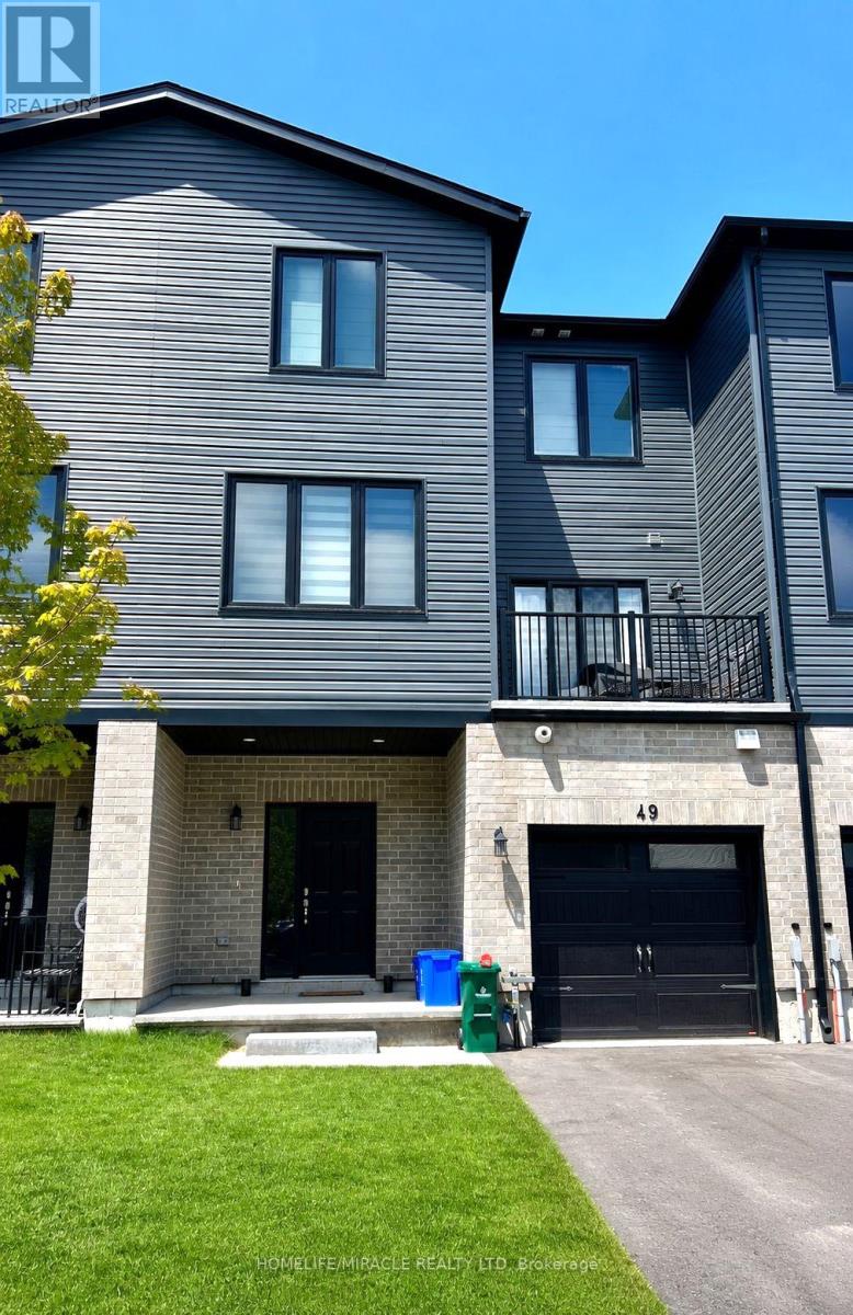 Photo 1 of 9 — 49 EVANS STREET, Prince Edward County (Picton Ward), ON K0K2T0