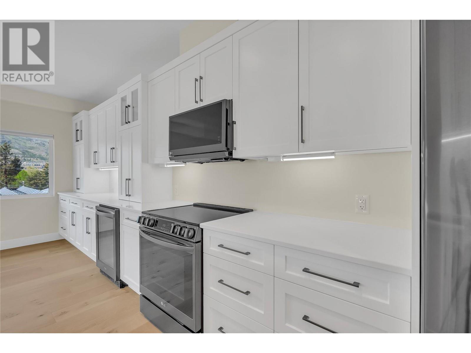 217 Elm Avenue Unit# 301