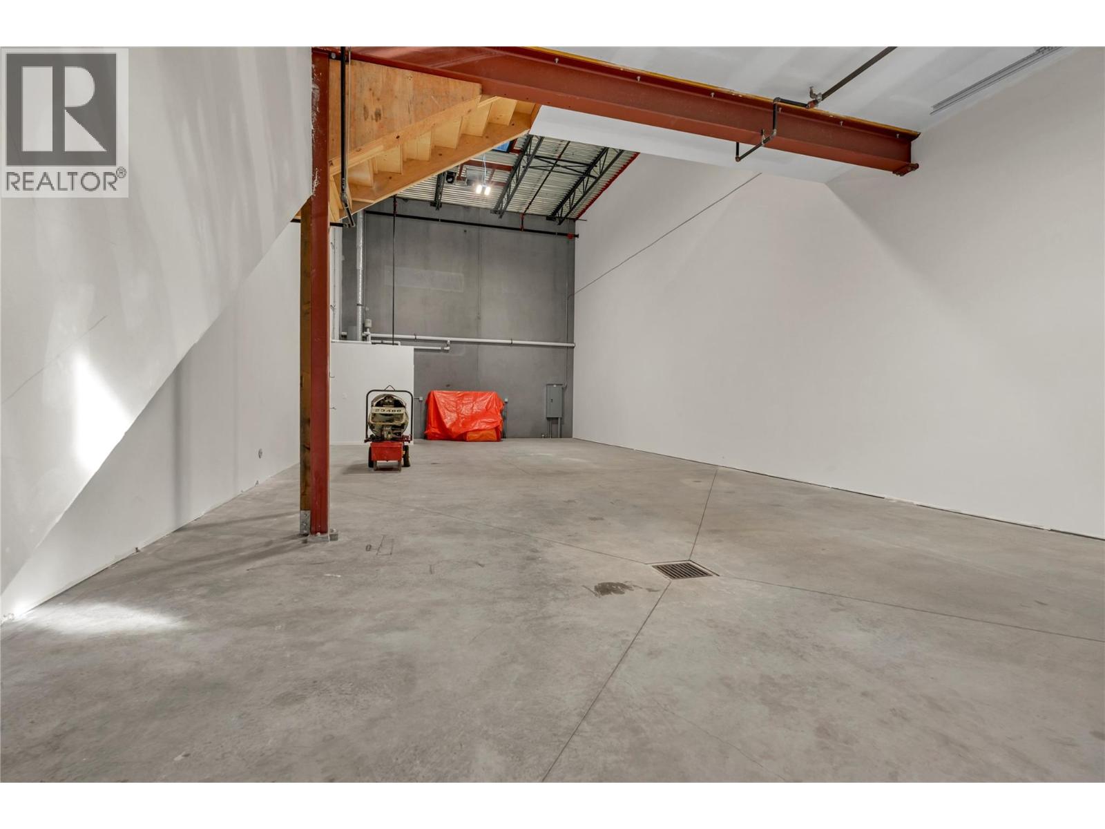 320 Okanagan Avenue Unit# 105