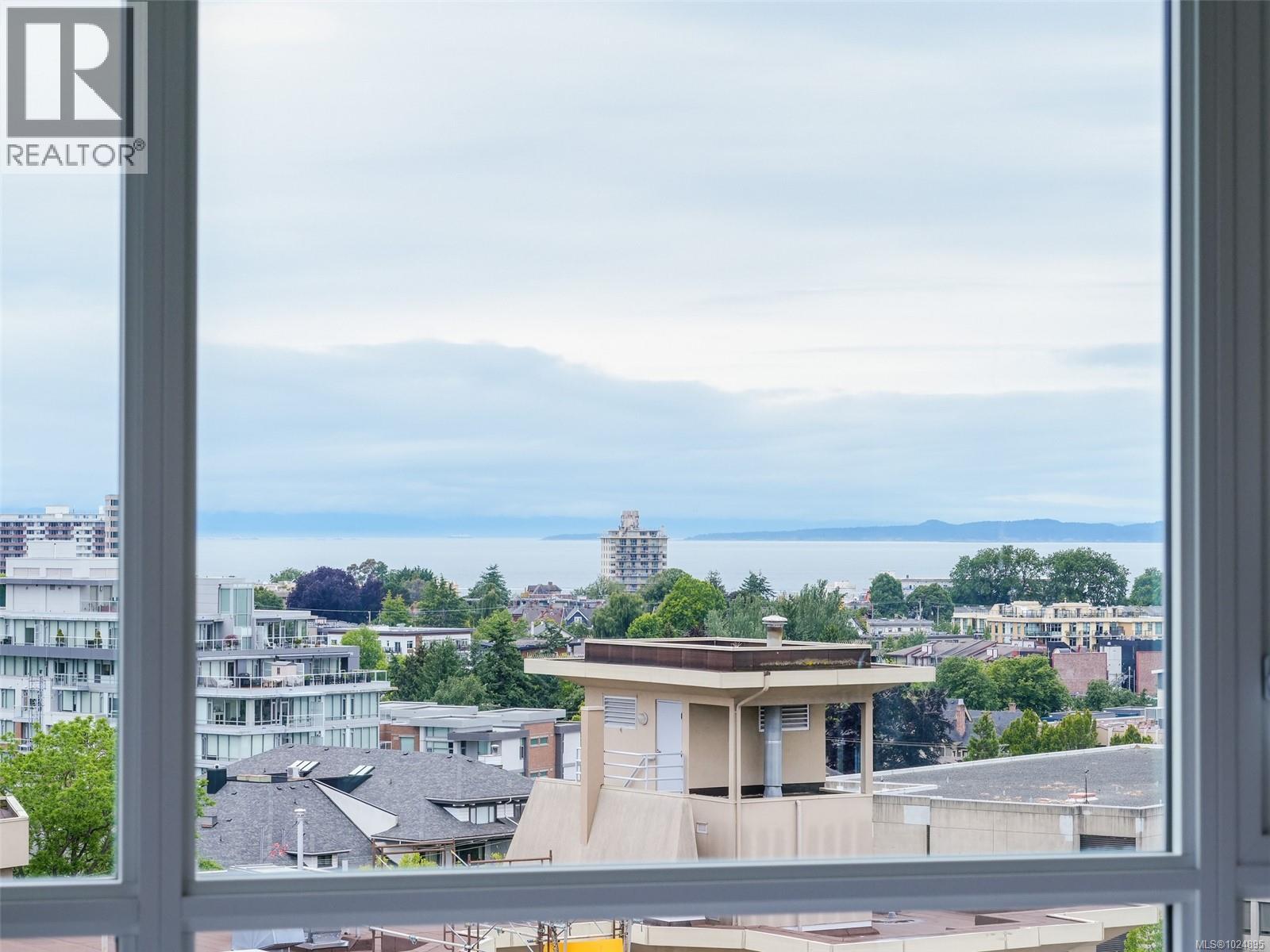 1303 777 Belleville St