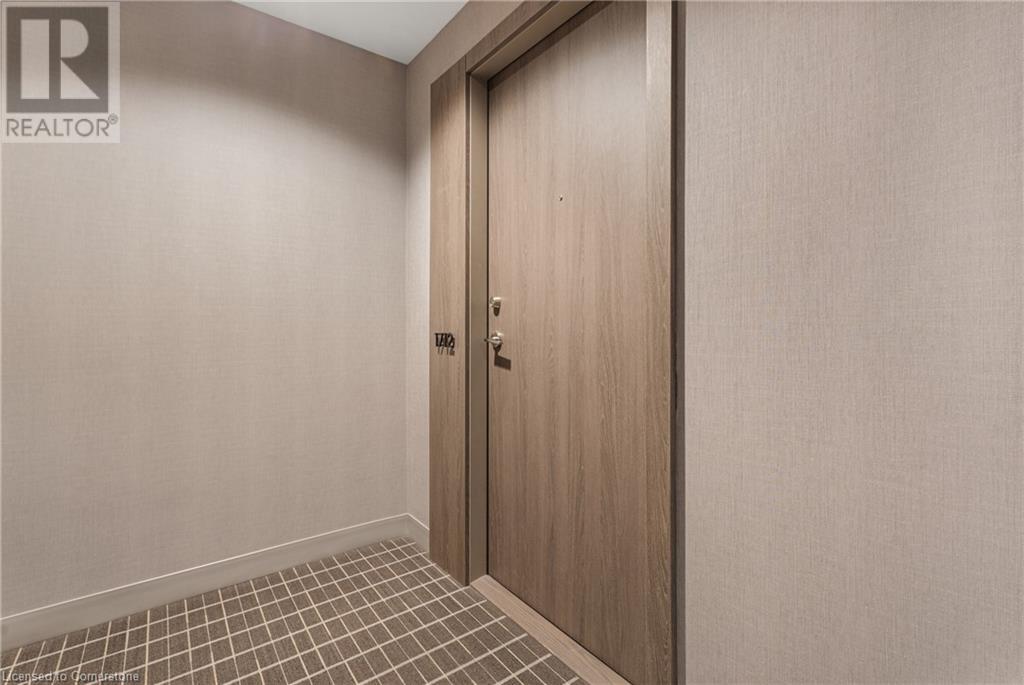 27 BATHURST ST Unit# 1712