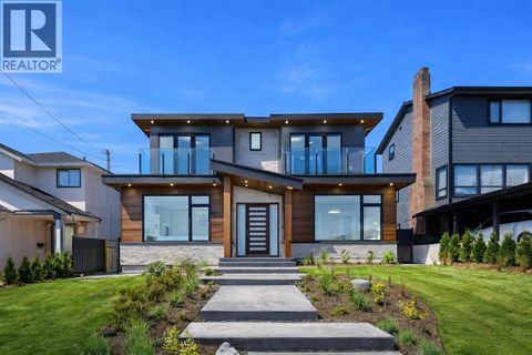 356 W 28TH STREET North Vancouver BC V7N2J1