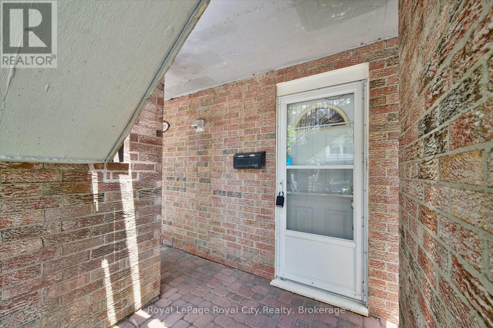 149 - 295 WATER STREET