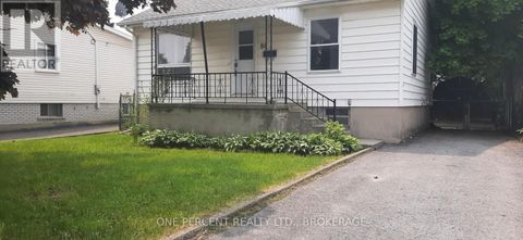 84 CARLETON STREET Kingston (East of Sir John A. Blvd) ON K7K4G1