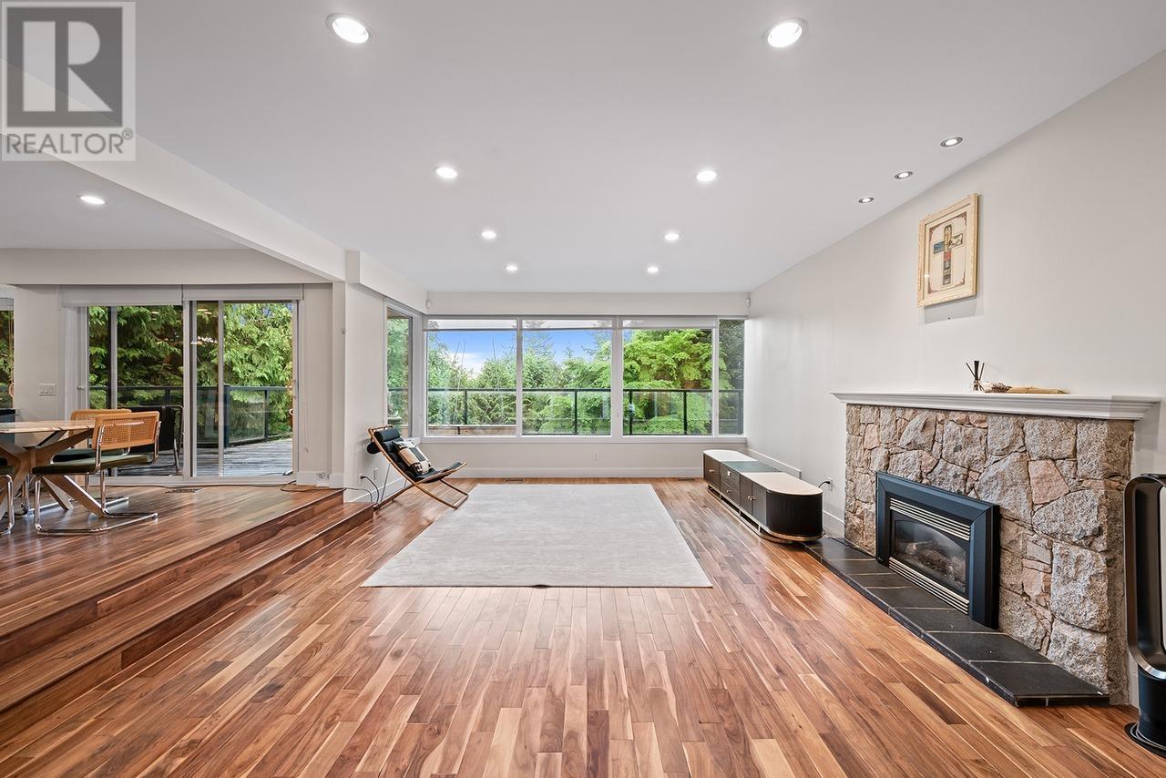 1130 GROVELAND COURT
