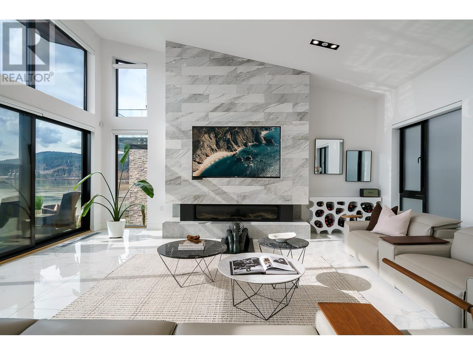 1136 ALDERSIDE ROAD