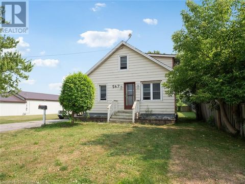 567 KILLALY ST Street E Port Colborne ON L3K2J8