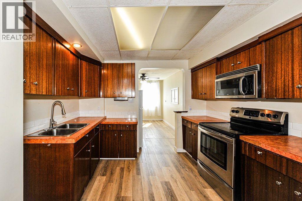 5226, 42 street
