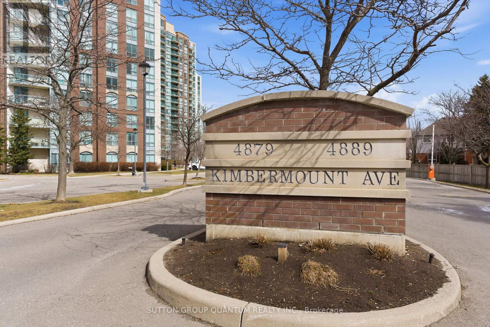 104 - 4889 KIMBERMOUNT AVENUE