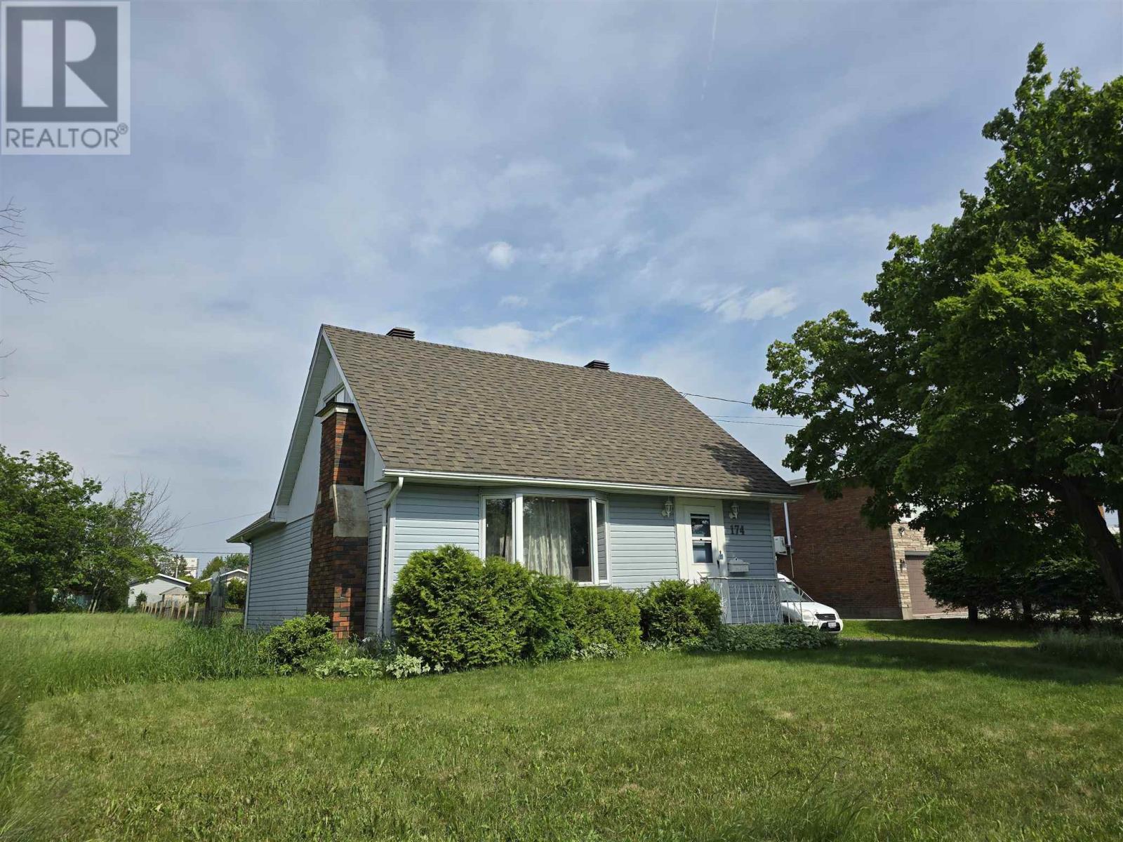 Homes for Sale Sault Ste. Marie 174 Reid ST