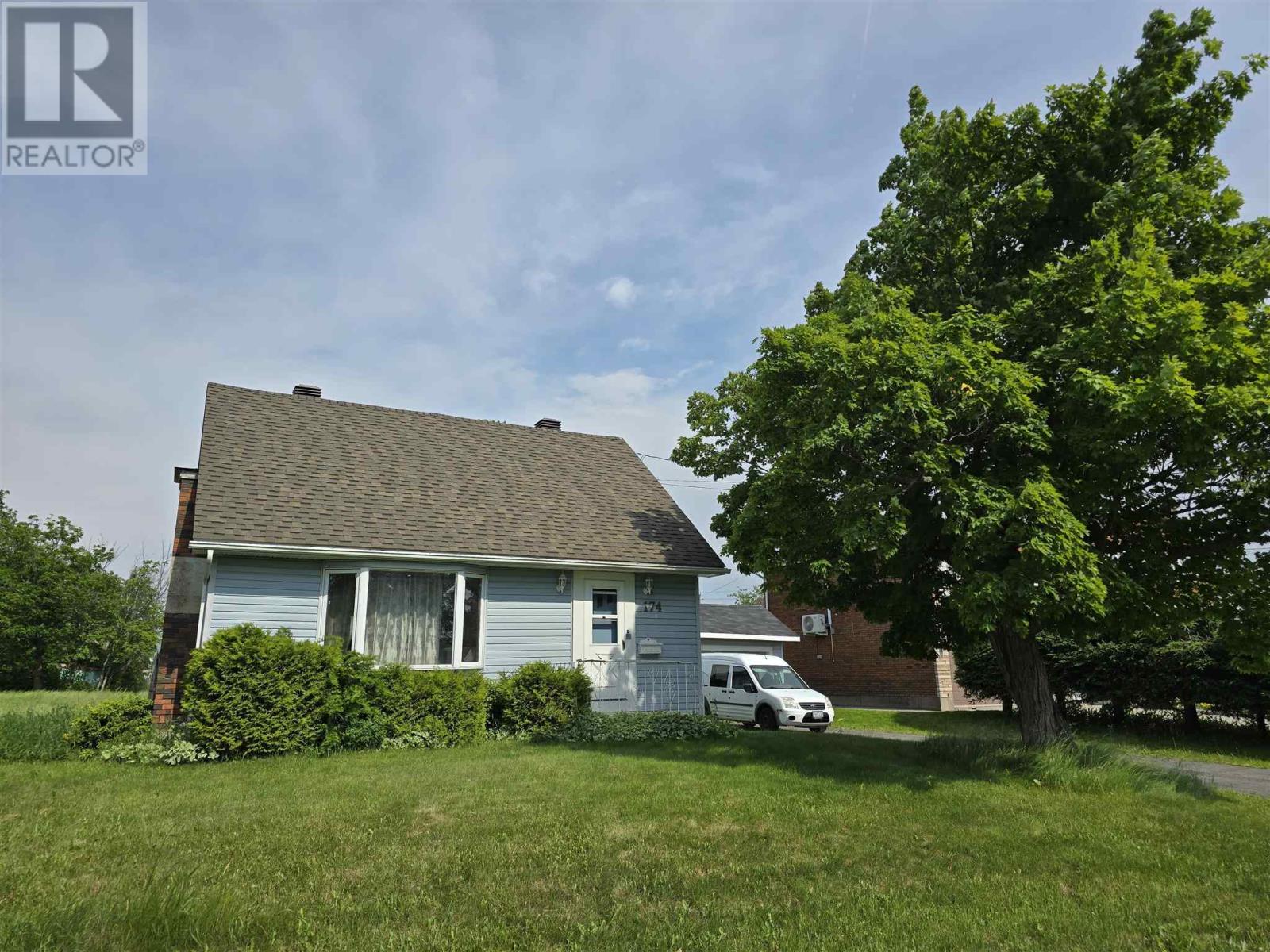 Homes for Sale Sault Ste. Marie 174 Reid ST