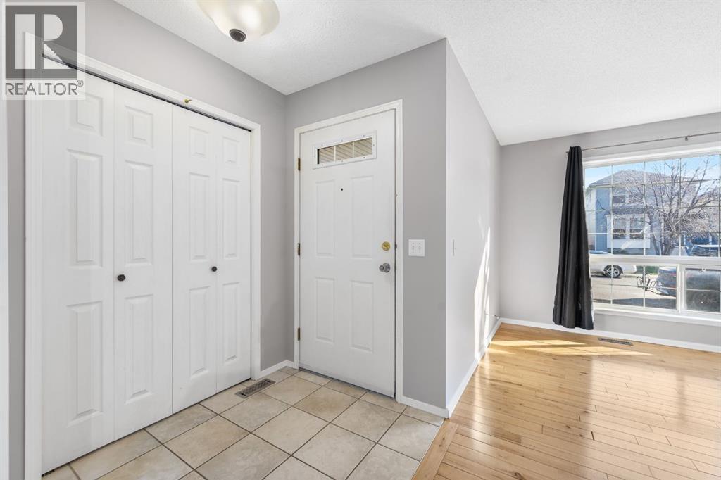 45 Country Hills Crescent NW