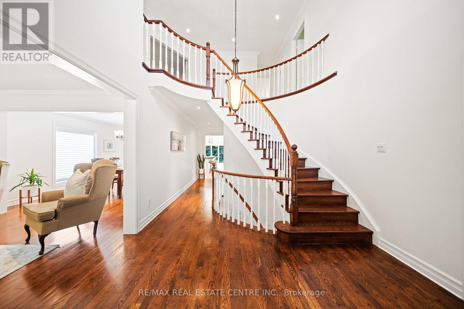 1246 OLD CARRIAGE WAY